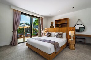 ดีลักซ์วิลล่า, วิวสระว่ายน้ำ | ตู้นิรภัยในห้องพัก, ผ้าม่านกันแสง, เตารีด/โต๊ะรีดผ้า, Wi-Fi ฟรี