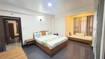 Superior Triple Room, Mountain View | Free WiFi