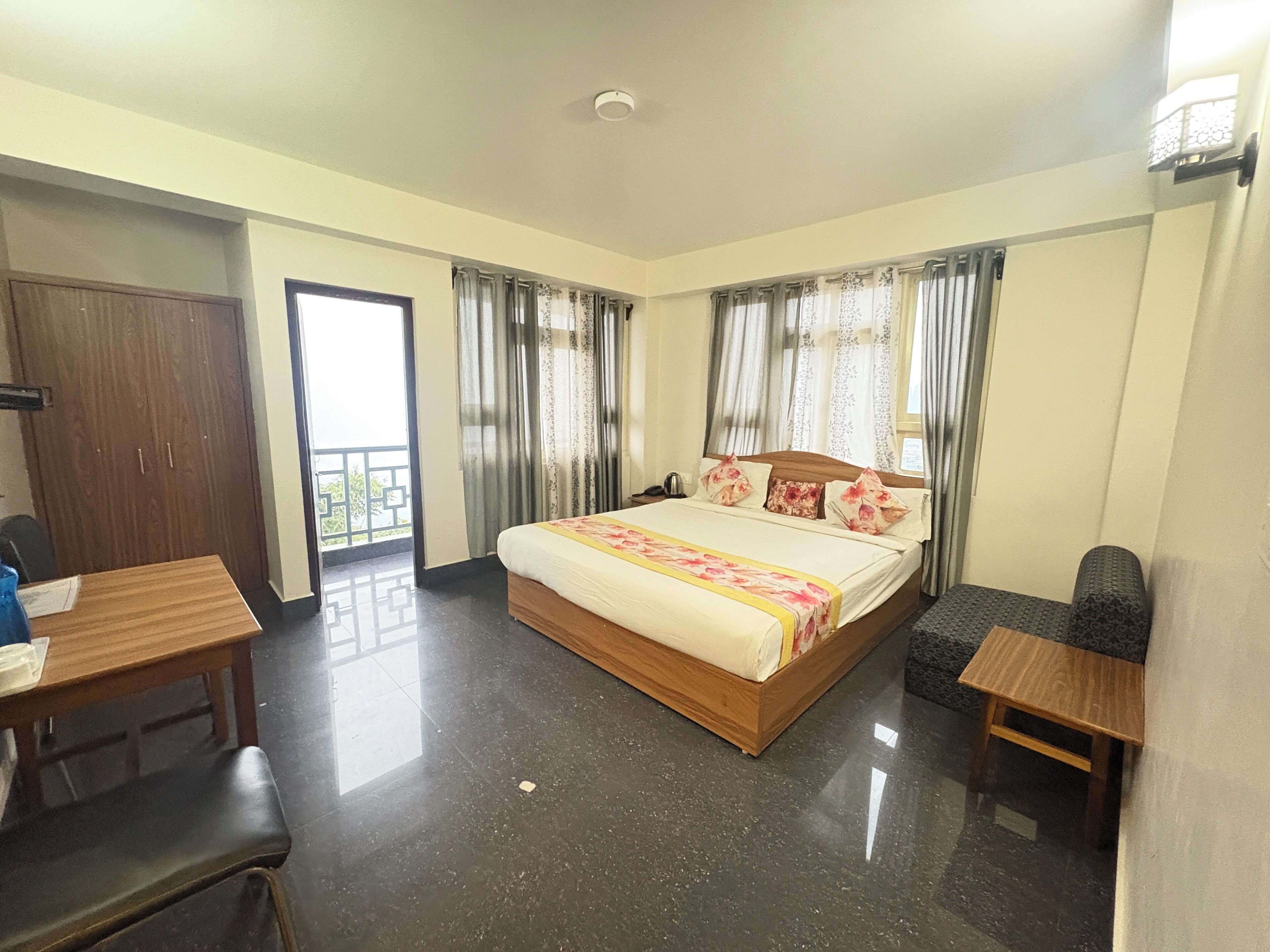 Habitación triple superior, vistas a la montaña | Wifi gratis