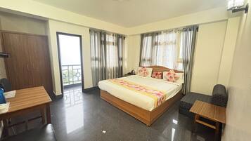 Superior Triple Room, Mountain View | Desk, free WiFi