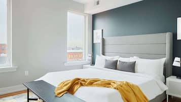 Escrivaninha, ferros/tábuas de passar roupa, Wi-Fi, roupa de cama