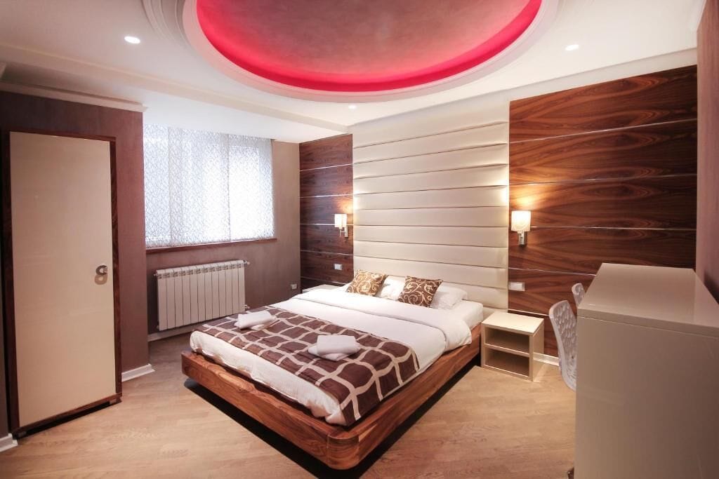 Soundproofing, iron/ironing board, free WiFi