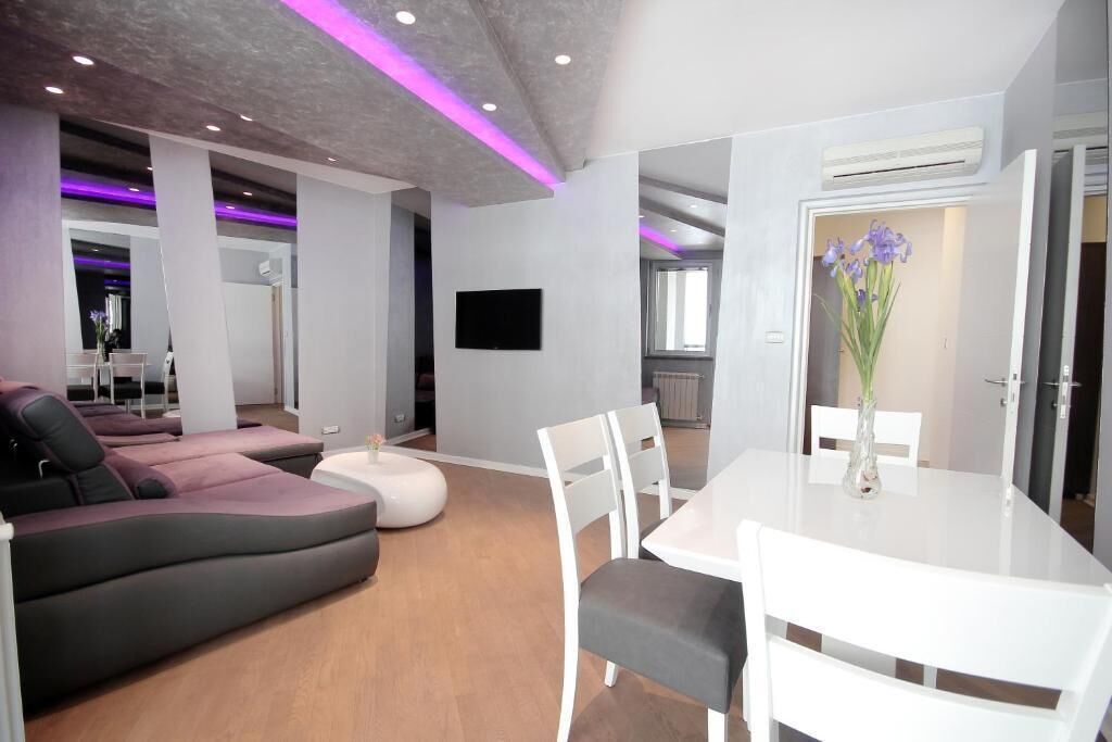 Superior Apartment, Balcony, City View | Interior