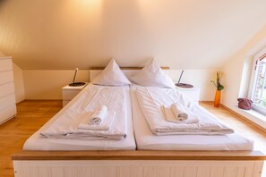 2 chambres, fer et planche à repasser, Wi-Fi gratuit, draps fournis
