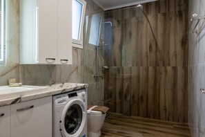 Hair dryer, towels - Villa Ceroni is ideally located in the southern part of the island of Rhodes. (Pilona)