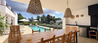 Casa Serena with Mediterranean garden and saltwater pool