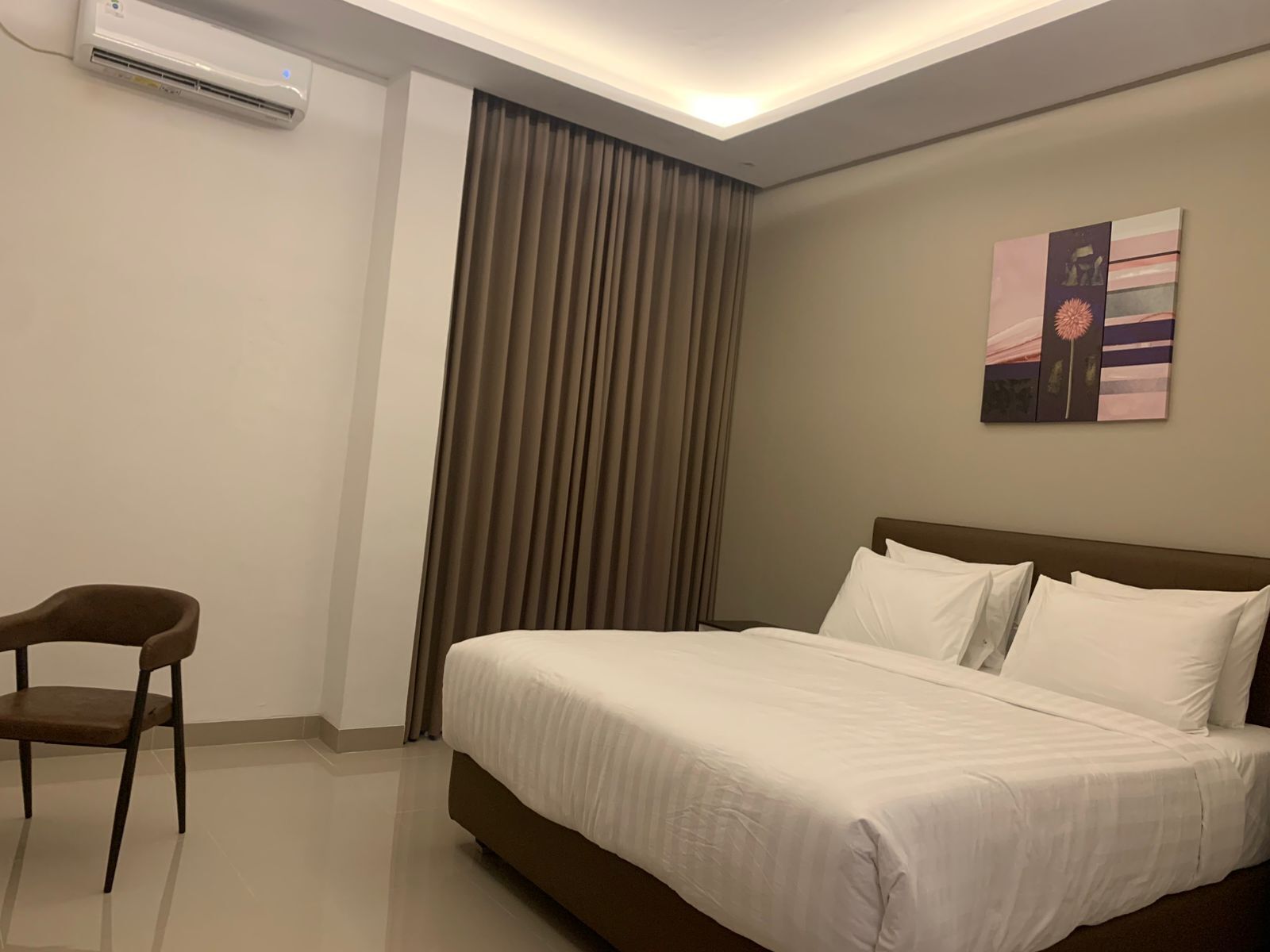 Een bureau, gratis wifi