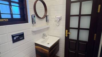 Towels, soap, shampoo