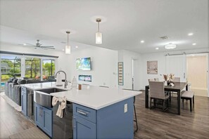 Dining - Coastal Luxe Retreat | Team Joseph Ellen (Palm Coast)