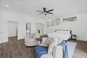 4 dormitorios, tabla de planchar con plancha, wifi gratis y ropa de cama