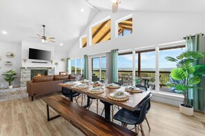 Dining - 5 Bdrm, LazyRiver, Indoor/outdoor Pools (Kimberling City)