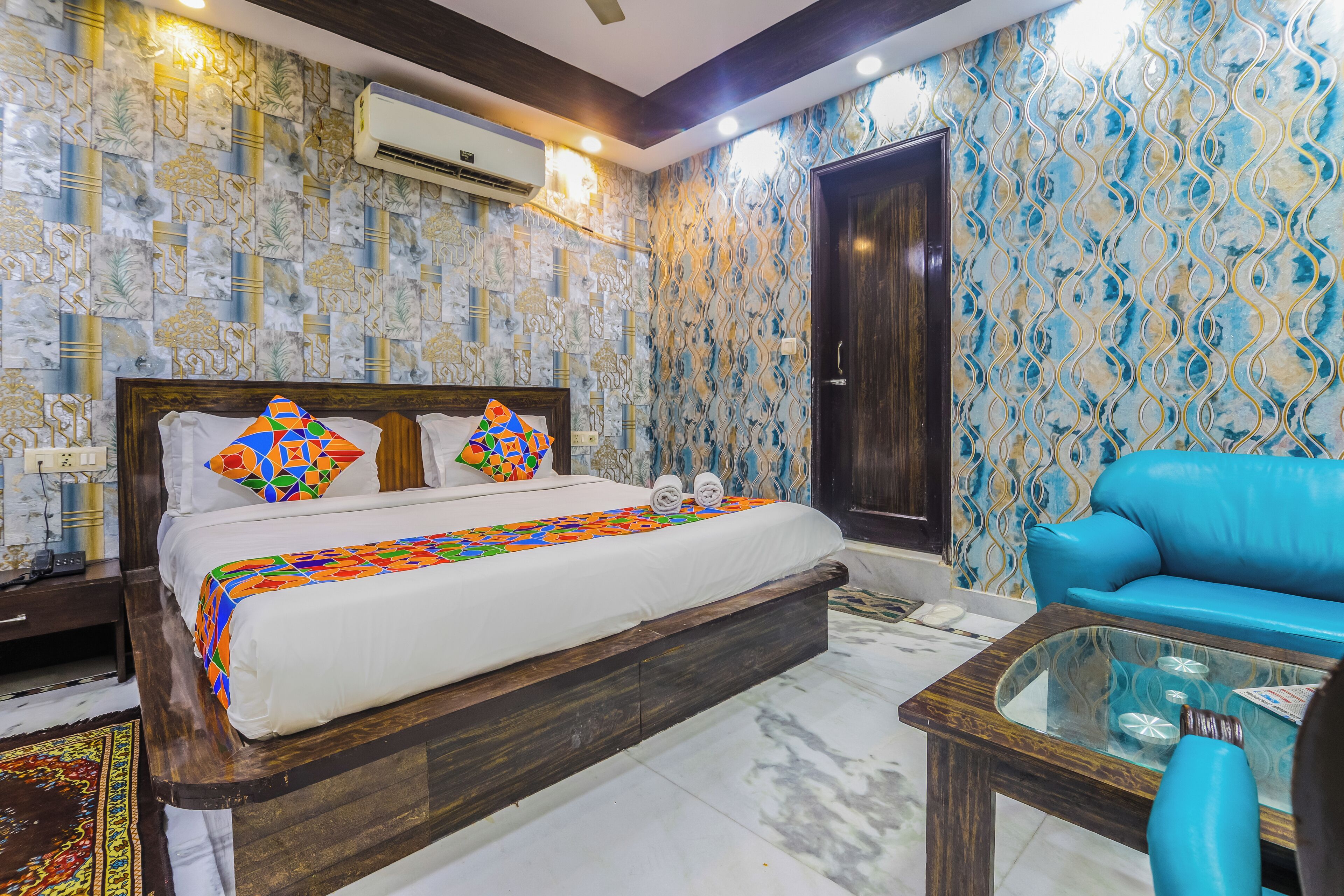 Quarto casal ou duplo luxo, vista para a cidade | Escrivaninha, espaço de trabalho para notebook, Wi-Fi de cortesia