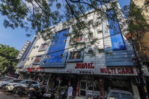 Exterior - Anand Hotel With banquet hall Karol Bagh (Delhi)