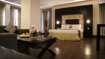 1 bedroom, iron/ironing board, internet, bed sheets