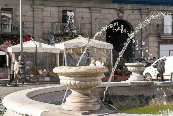 Exterior - Zapata Relais (NA)