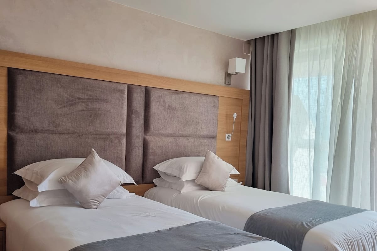 Classic Double or Twin Room, Balcony, Beach View | Desk, laptop workspace, iron/ironing board, free WiFi