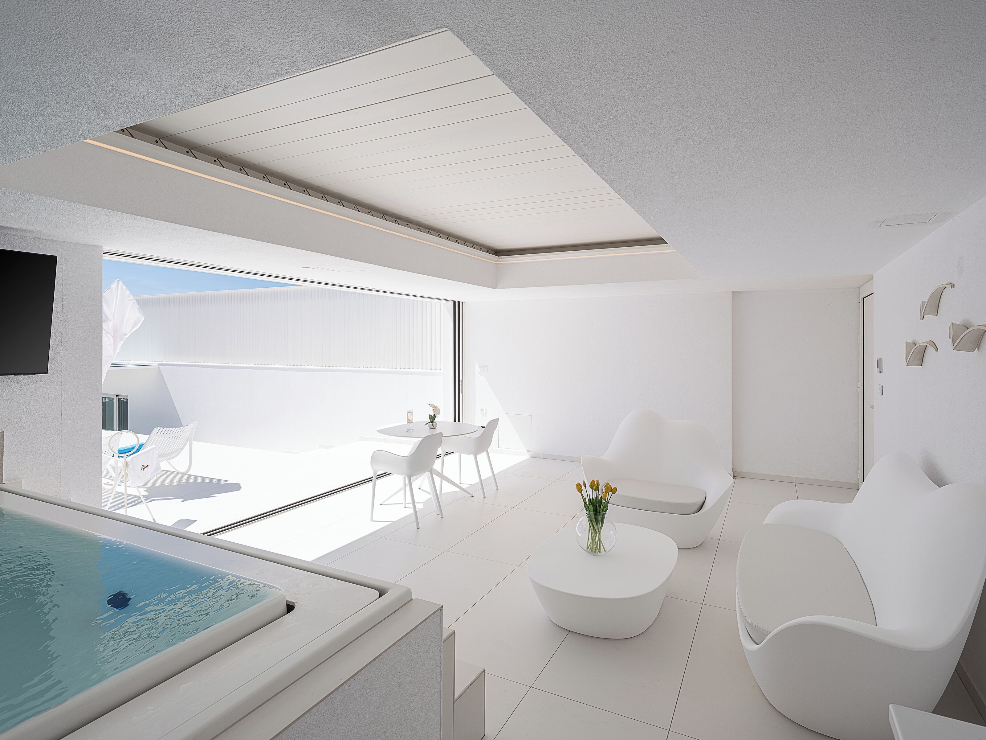 One-Bedroom Apartment with Garden View and Private Plunge Pool - Lower floor | Yksityinen uima-allas