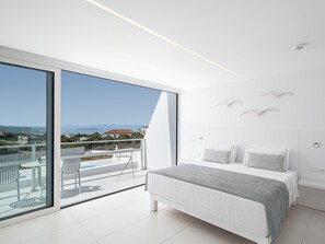 Villa luxueuse, piscine privée, vue sur la mer | Vue de la chambre
