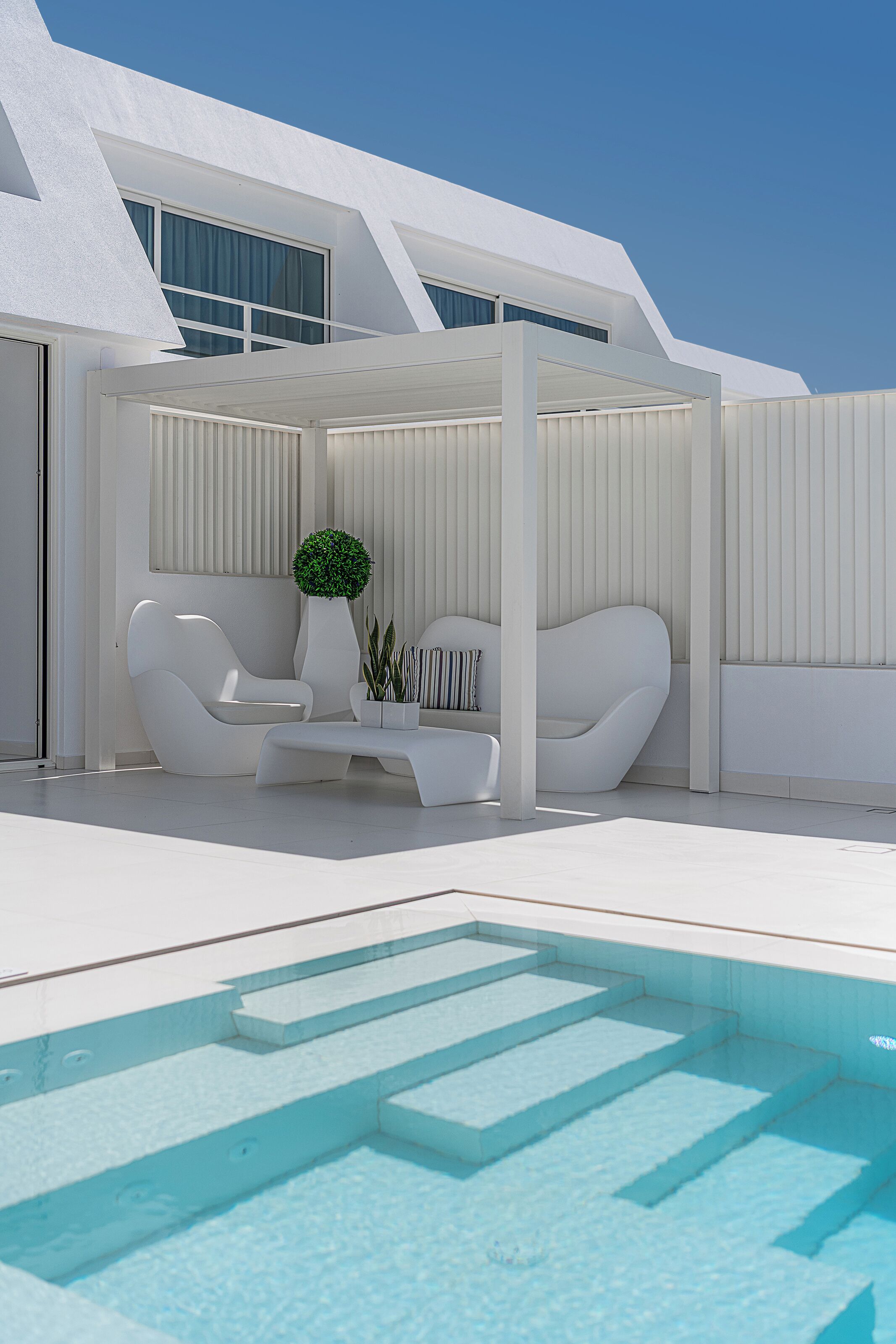 Luxury-Villa, eigener Pool, Meerblick | Terrasse/Patio