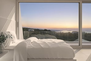 Vila superluxo, piscina particular, vista para o mar | Vista do quarto