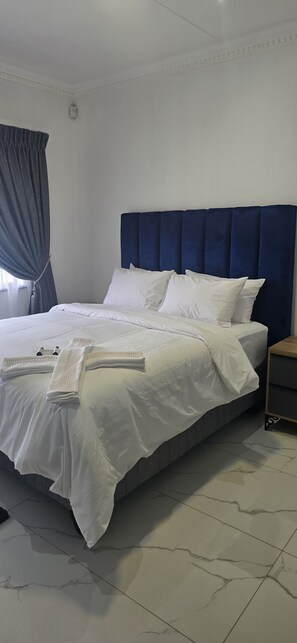 Standard Double Room | Free WiFi - Good night guest house  (Polokwane)