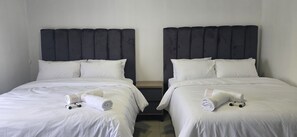 Family Double or Twin Room, 2 Queen Beds, Garden View | Free WiFi - Good night guest house  (Polokwane)