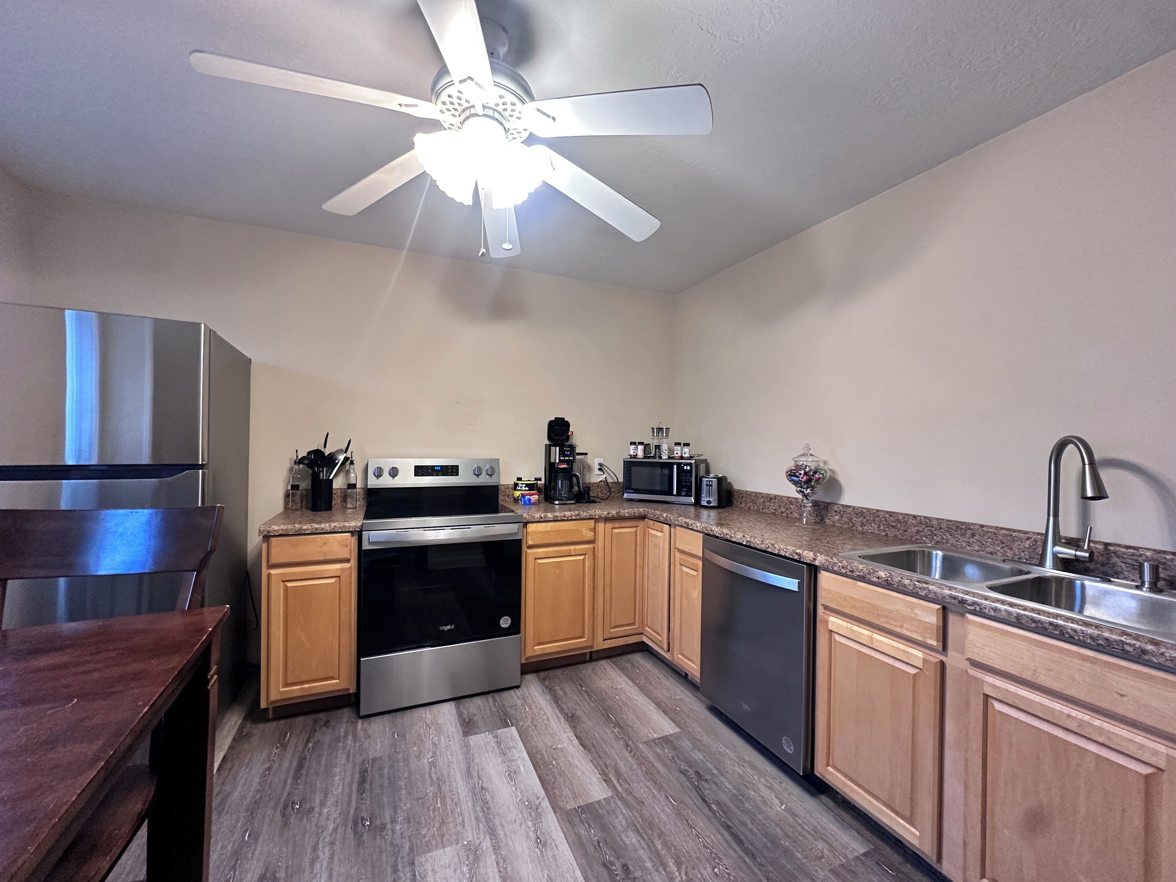 Microwave, oven, stovetop, dishwasher