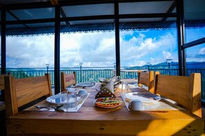 Dining - Aurora Ridge Residence (mukteshwar)