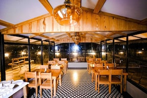Restaurant - Aurora Ridge Residence (Dhari)