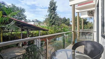 Eshwari Inn Deluxe AC room | Outdoor dining