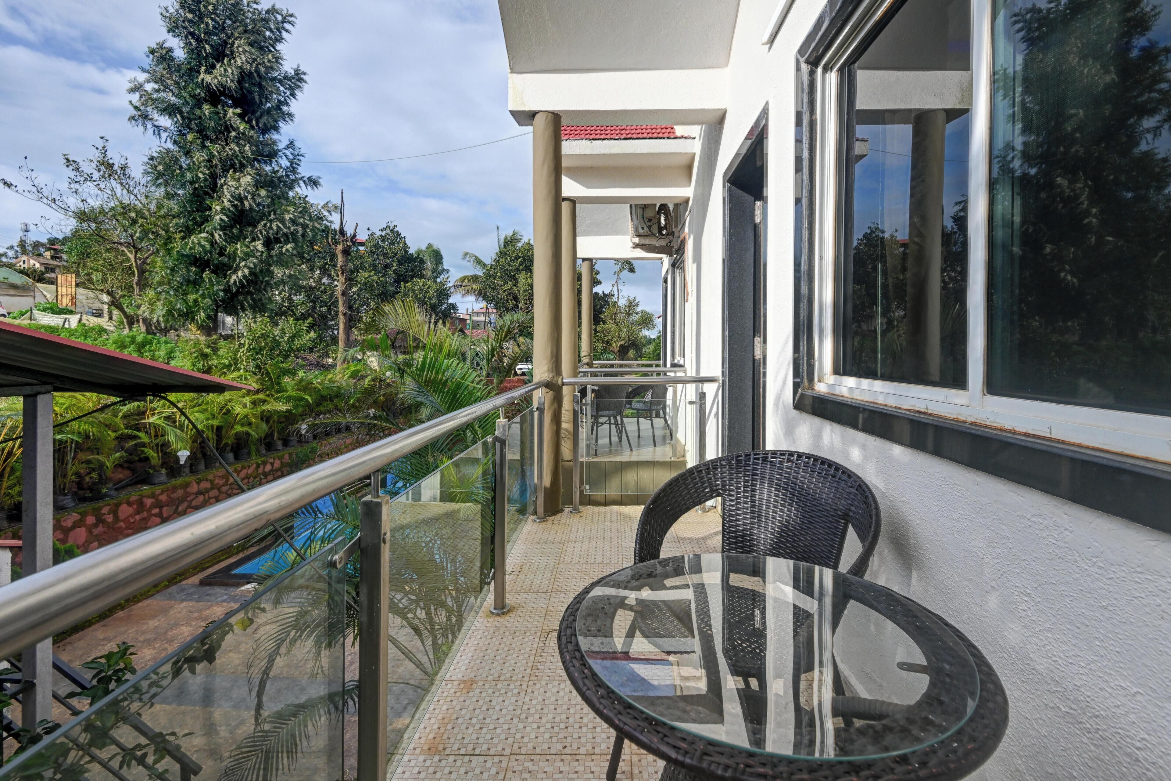 Quarto casal luxo | Opções para refeição ao ar livre