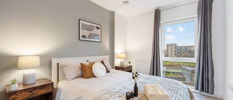 Fer et planche à repasser, Wi-Fi, draps fournis