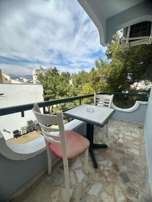 Comfort Triple Room, Balcony, Garden View | Outdoor dining - (antalya)