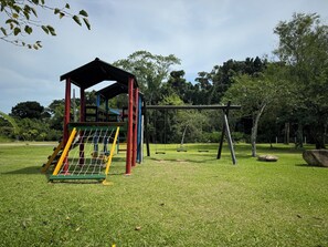 Children’s area - Gated community just minutes from Canasvieiras beach. (Florianópolis)