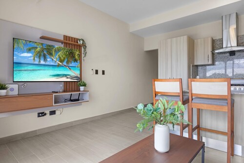 NOK Modern 1BR Apartment With Terrace in Vistacana