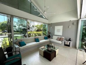 Villa | 4 bedrooms, Internet - NOK Luxury 4BR Pool Villa in Manzanillo Cartagena (Cartagena)