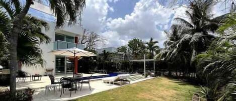 Villa | 4 chambres, accĂšs Ă Internet haute vitesse