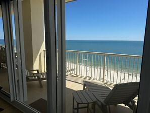 3 bedrooms, Internet - Beachfront Penthouse With Gulf Views (Gulf Shores)