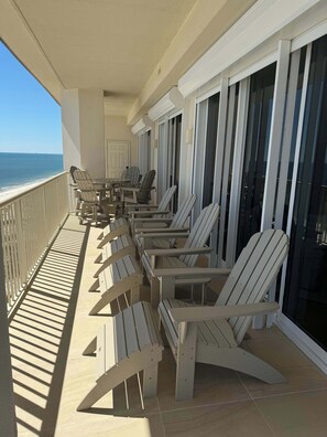 3 bedrooms, Internet - Beachfront Penthouse With Gulf Views (Gulf Shores)