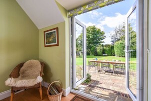 House | 4 bedrooms, Internet