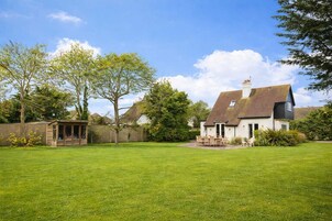 独立别墅 | 4 多间卧室、高速上网