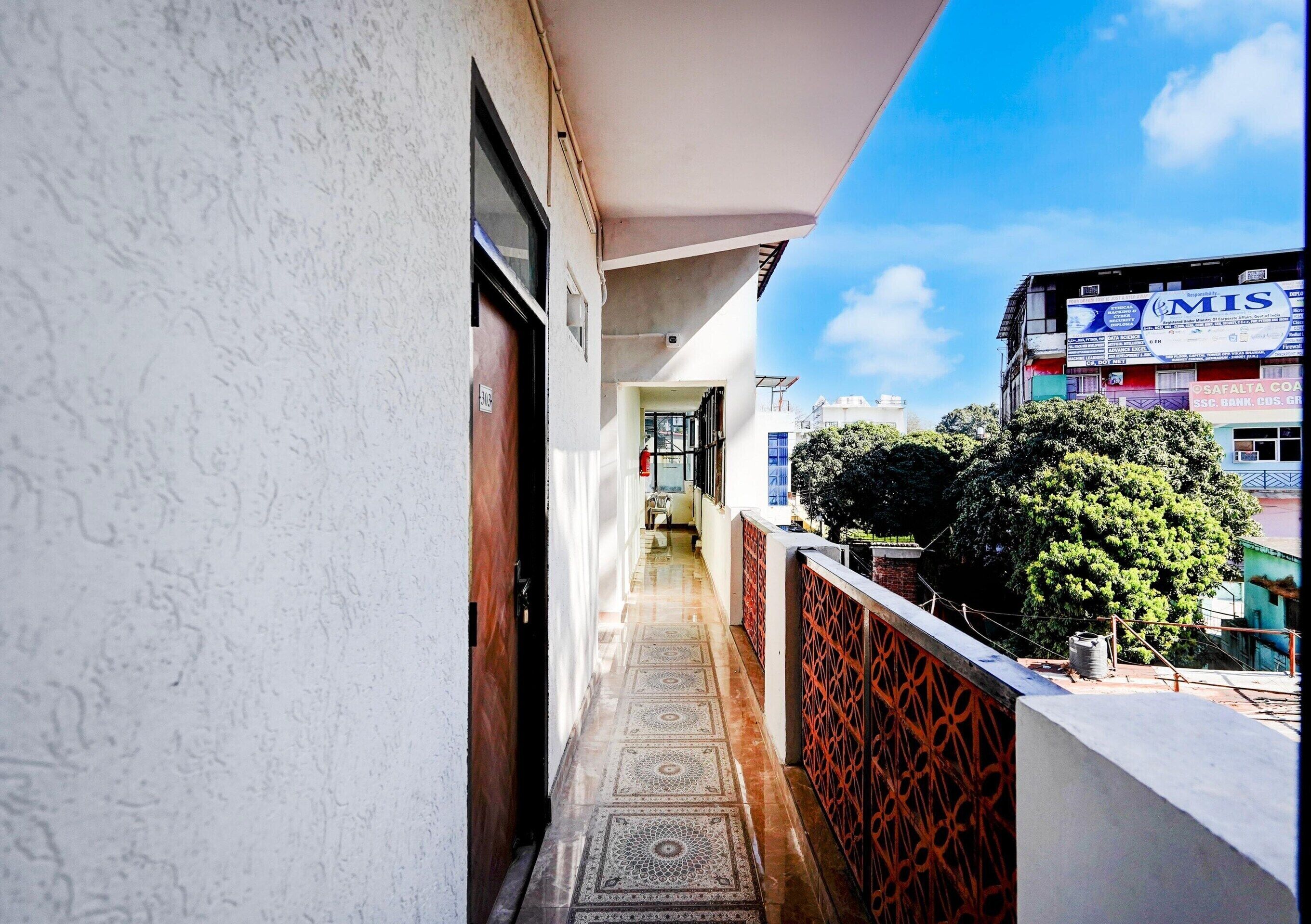 House | Property grounds