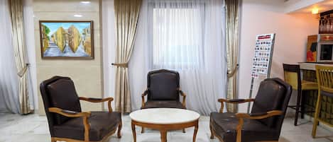 Sala de estar en el lobby