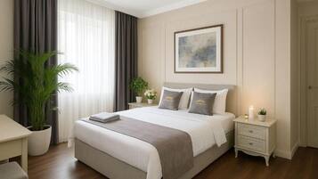 Chambre Familiale, balcon, vue ville | Literie de qualité supérieure, matelas Select Comfort, minibar