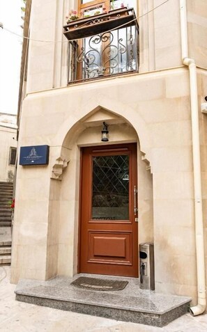 واجهة المنشأة