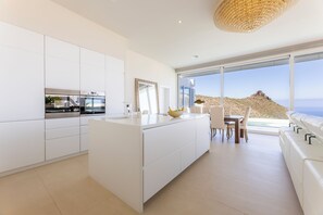 Interior - Villa Navarra Sunset Adeje (Costa Adeje)