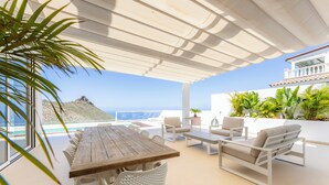 Outdoor dining - Villa Navarra Sunset Adeje (Costa Adeje)
