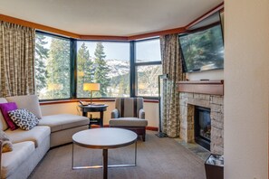 Apartment (2 Bedrooms) | Front of property - Luxe North Lake Tahoe Getaway in Everline Resort! (Olympic Valley)