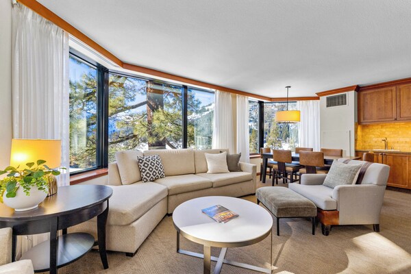 High Sierra Summer Stay In Everline Resort & Spa! - Lake Tahoe