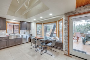 Casa (3 Bedrooms) | Interior